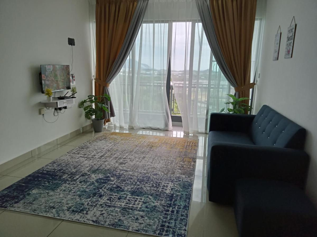 FZ Almyra Homestay Kajang Luaran gambar